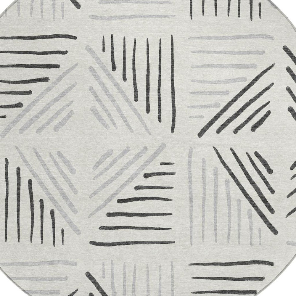 HomeRoots 8' Modern Ivory and Gray Geometric Washable Round Rug for Indoor-Outdoor Spaces, Durable & Stylish 691024