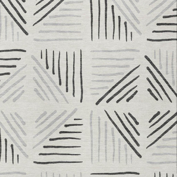 HomeRoots 8' X 10' Ivory and Gray Geometric Area Rug - Stylish, Washable, Durable for Indoor & Outdoor Spaces 691025