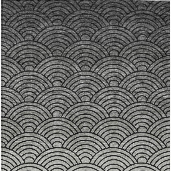 HomeRoots 5' Stylish Geometric Black, Silver & Gray Washable Area Rug for Indoor/Outdoor High Traffic Spaces 691041