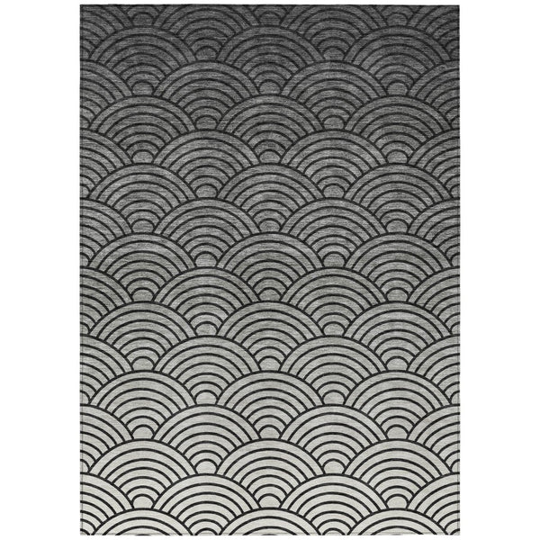 HomeRoots 5' Stylish Geometric Black, Silver & Gray Washable Area Rug for Indoor/Outdoor High Traffic Spaces 691041