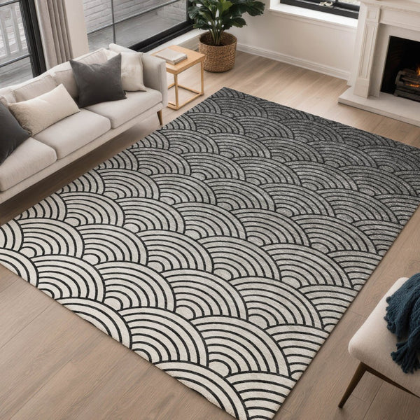 HomeRoots 5' Stylish Geometric Black, Silver & Gray Washable Area Rug for Indoor/Outdoor High Traffic Spaces 691041
