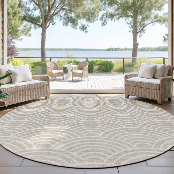 HomeRoots 8' Stylish Ivory, Beige & Brown Round Geometric Area Rug - Washable for Indoor & Outdoor Use! 691054