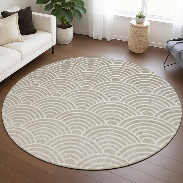 HomeRoots 8' Stylish Ivory, Beige & Brown Round Geometric Area Rug - Washable for Indoor & Outdoor Use! 691054