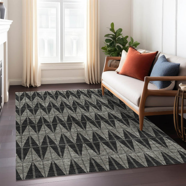 HomeRoots 5' Geometric Washable Area Rug in Black, Brown & Gray - Durable, Stylish for Indoor & Outdoor Use 691065