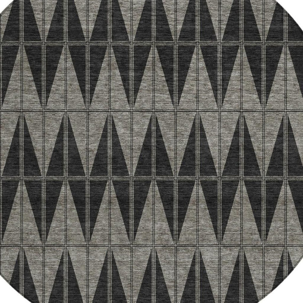 HomeRoots 8' Contemporary Round Geometric Area Rug in Black, Brown & Gray - Washable for Indoor/Outdoor Use 691066