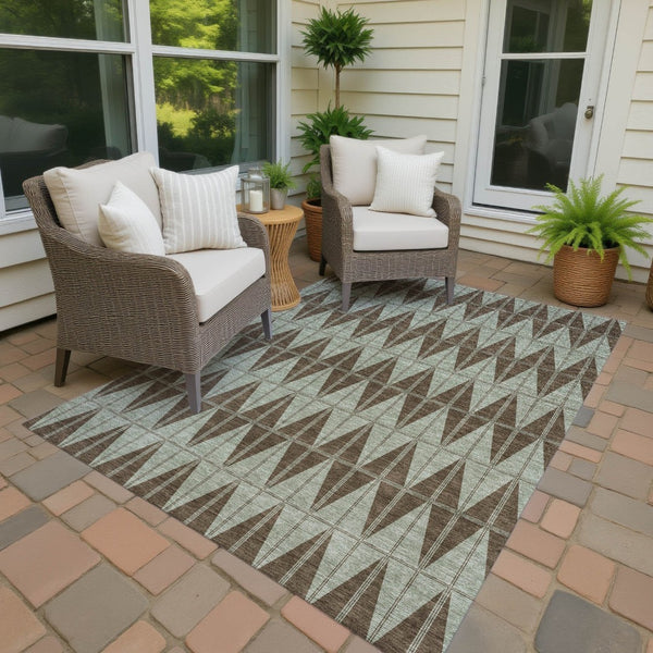 HomeRoots 8' X 10' Durable Chocolate & Beige Geometric Area Rug – Stylish, Washable for Indoor & Outdoor Use! 691073