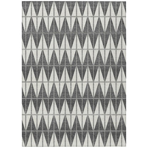 HomeRoots 5' Modern Geometric Ivory Gray and Black Area Rug - Washable, Durable for Indoor/Outdoor Use! 691077