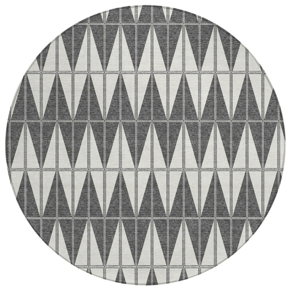 HomeRoots 8' Round Geometric Area Rug in Ivory, Gray & Black - Stylish, Washable, Indoor/Outdoor Versatile Design 691078