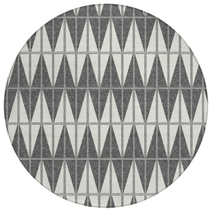 HomeRoots 8' Round Geometric Area Rug in Ivory, Gray & Black - Stylish, Washable, Indoor/Outdoor Versatile Design 691078