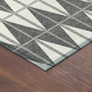 HomeRoots 8' Round Geometric Area Rug in Ivory, Gray & Black - Stylish, Washable, Indoor/Outdoor Versatile Design 691078