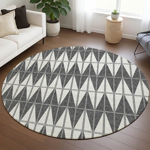 HomeRoots 8' Round Geometric Area Rug in Ivory, Gray & Black - Stylish, Washable, Indoor/Outdoor Versatile Design 691078
