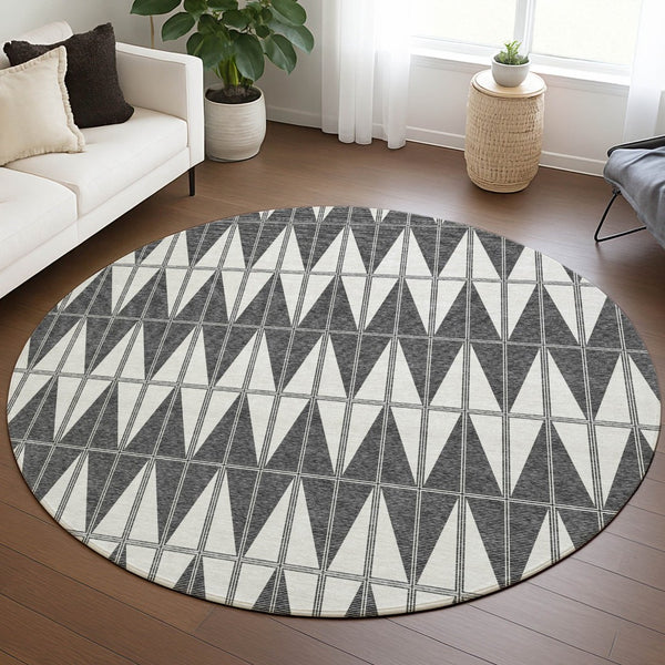 HomeRoots 8' Round Geometric Area Rug in Ivory, Gray & Black - Stylish, Washable, Indoor/Outdoor Versatile Design 691078