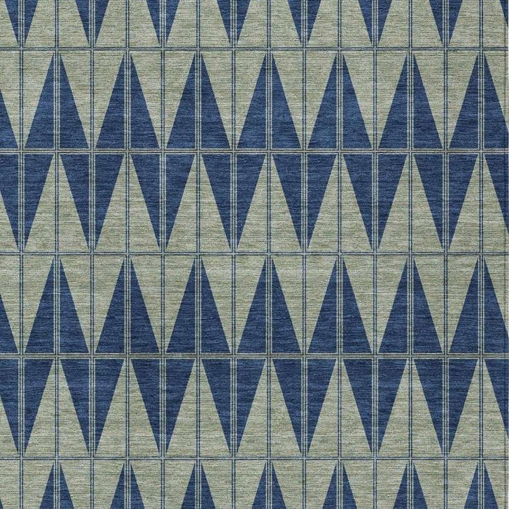 HomeRoots 5' Geometric Navy Blue and Beige Area Rug - Washable, Durable, Indoor/Outdoor Perfect for High-Traffic Spaces 691083