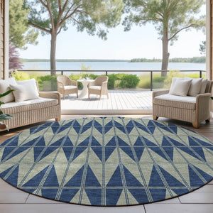 HomeRoots 8' Navy Blue and Beige Round Geometric Rug - Stylish, Washable, Indoor/Outdoor, Durable Design! 691084