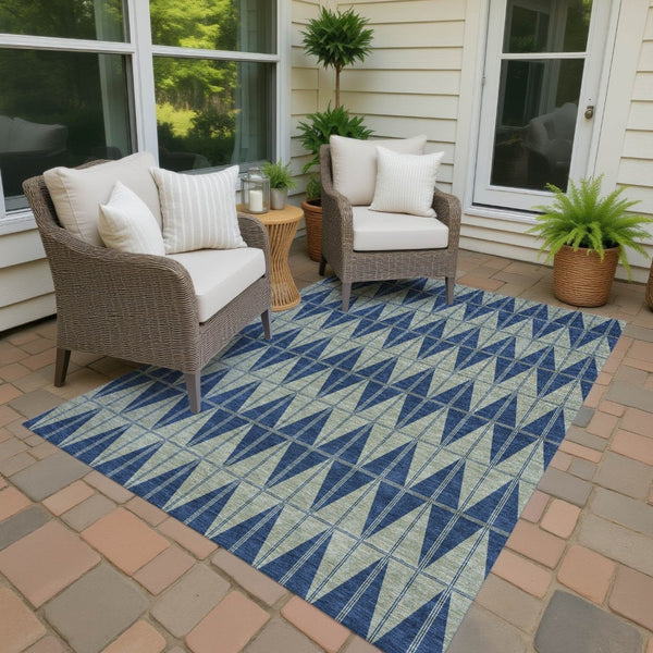 HomeRoots 10' Navy Blue and Beige Geometric Washable Area Rug - Durable Indoor/Outdoor Design for All Spaces! 691087
