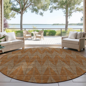 HomeRoots 8' Round Geometric Indoor Outdoor Area Rug in Rust & Beige - Stylish, Washable, Stain-Resistant Design 691090