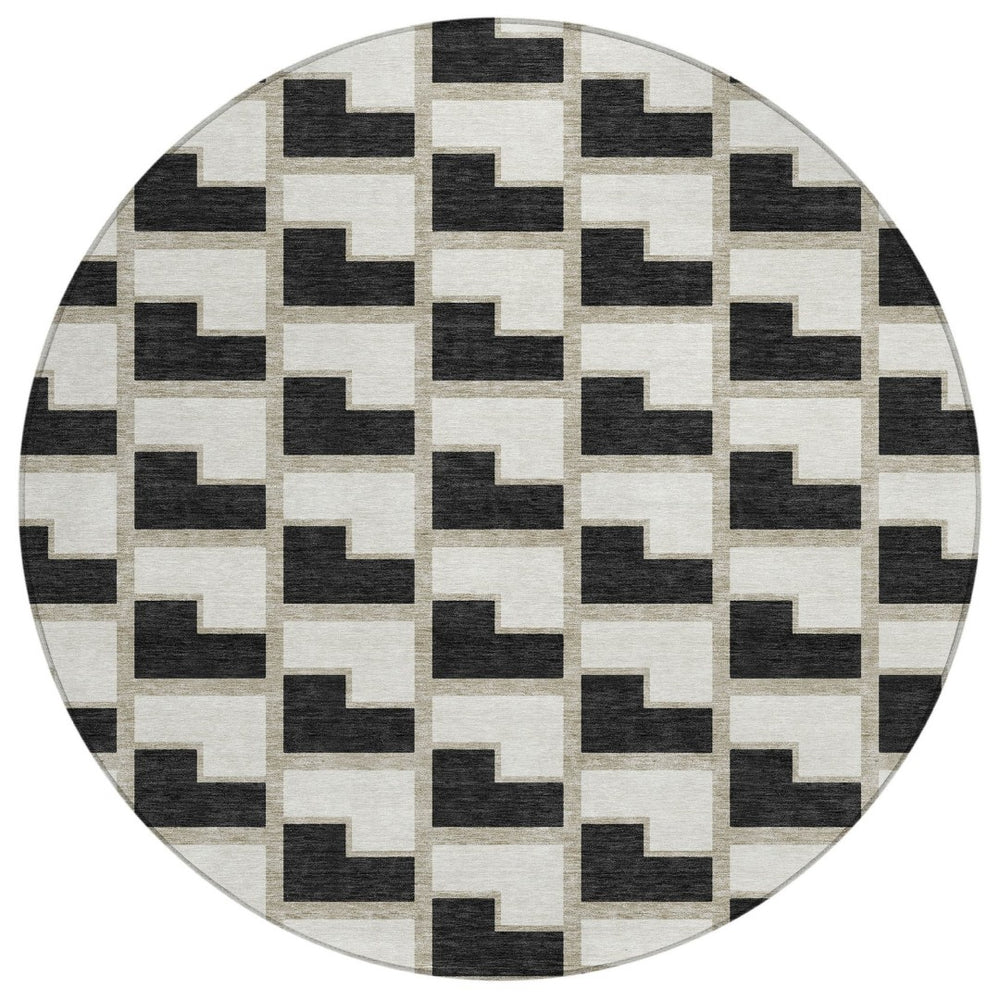 HomeRoots 8' Black and Ivory Round Washable Geometric Area Rug – Modern Indoor/Outdoor Style for Any Space 691124