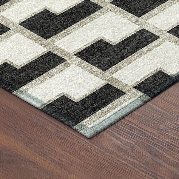 HomeRoots 8' Black and Ivory Round Washable Geometric Area Rug – Modern Indoor/Outdoor Style for Any Space 691124