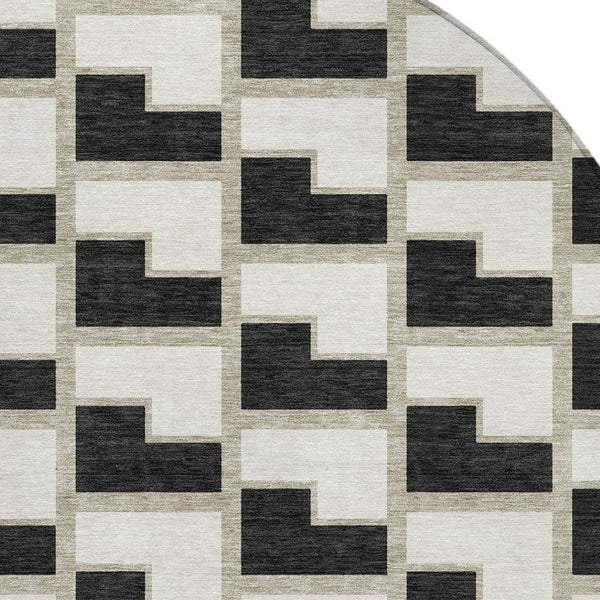 HomeRoots 8' Black and Ivory Round Washable Geometric Area Rug – Modern Indoor/Outdoor Style for Any Space 691124