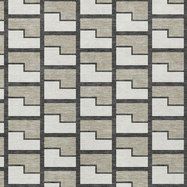 HomeRoots 5' Geometric Ivory and Charcoal Washable Area Rug – Stylish, Durable, Indoor/Outdoor Essential! 691141