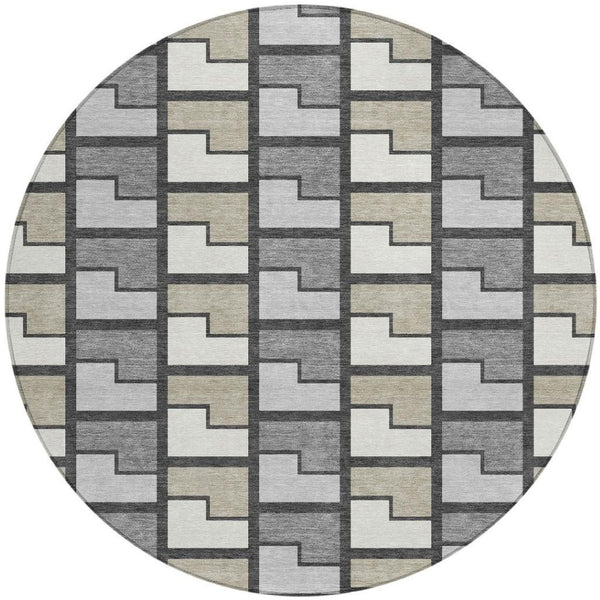 HomeRoots 8' Modern Ivory Taupe Gray Round Geometric Rug - Washable, Durable, Ideal for Indoor & Outdoor Use 691172