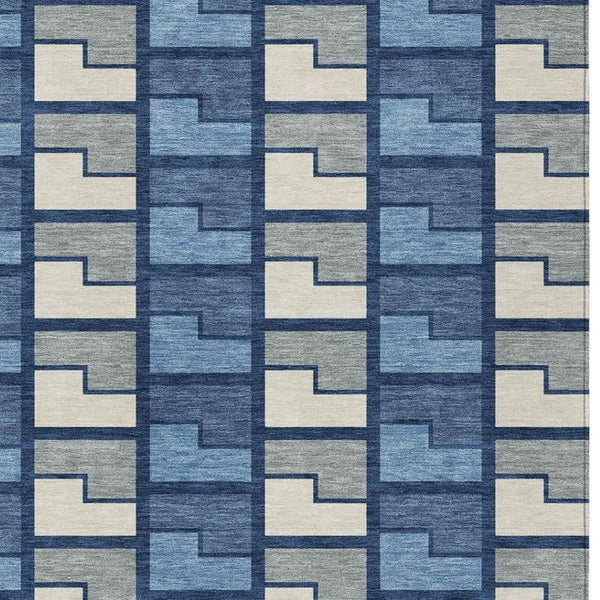 HomeRoots 5' Washable Navy Blue, Gray & Charcoal Geometric Area Rug for Indoor & Outdoor High-Traffic Use 691177