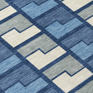 HomeRoots 8' Navy Blue Geometric Area Rug - Washable Indoor/Outdoor Round Design for Modern Spaces & Durability 691178