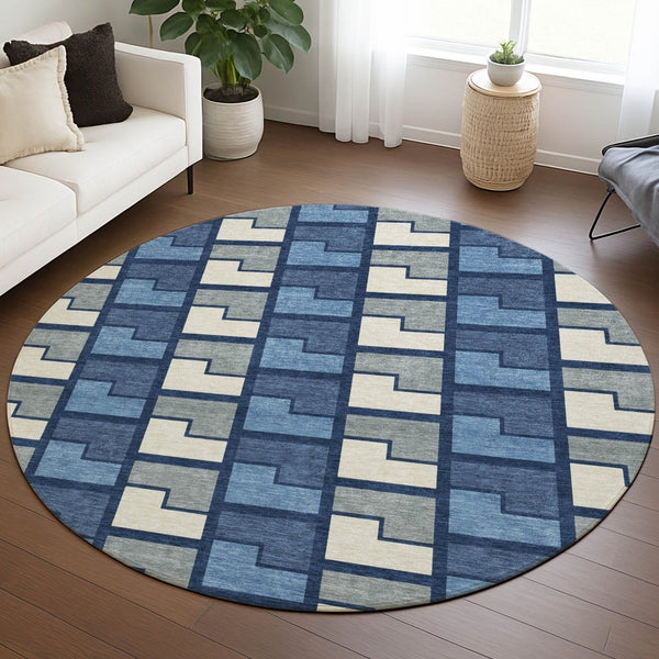 HomeRoots 8' Navy Blue Geometric Area Rug - Washable Indoor/Outdoor Round Design for Modern Spaces & Durability 691178