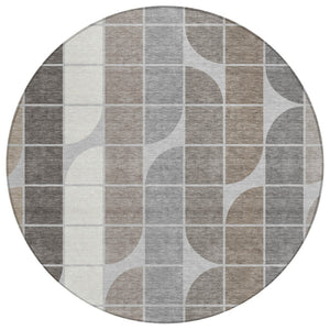 HomeRoots 8' Modern Geometric Round Area Rug in Silver, Brown & Gray | Washable for Indoor & Outdoor Use 691208