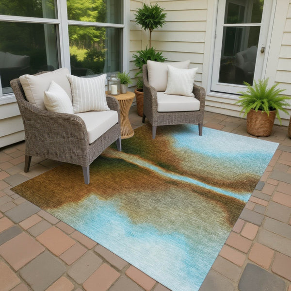 HomeRoots 5' Modern Abstract Area Rug in Blue, Brown & Ivory - Washable, Indoor/Outdoor, Durable Design! 691231