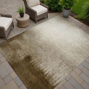 HomeRoots 5' Khaki Brown & Beige Abstract Area Rug – Durable, Washable Design for Indoor & Outdoor Spaces 691333