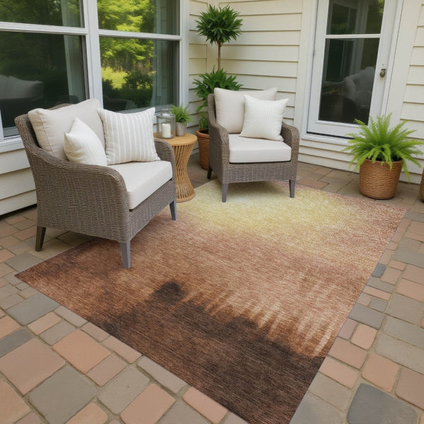 HomeRoots 5' Modern Rust Orange & Wheat Abstract Washable Area Rug for Indoor/Outdoor High-Traffic Spaces 691351