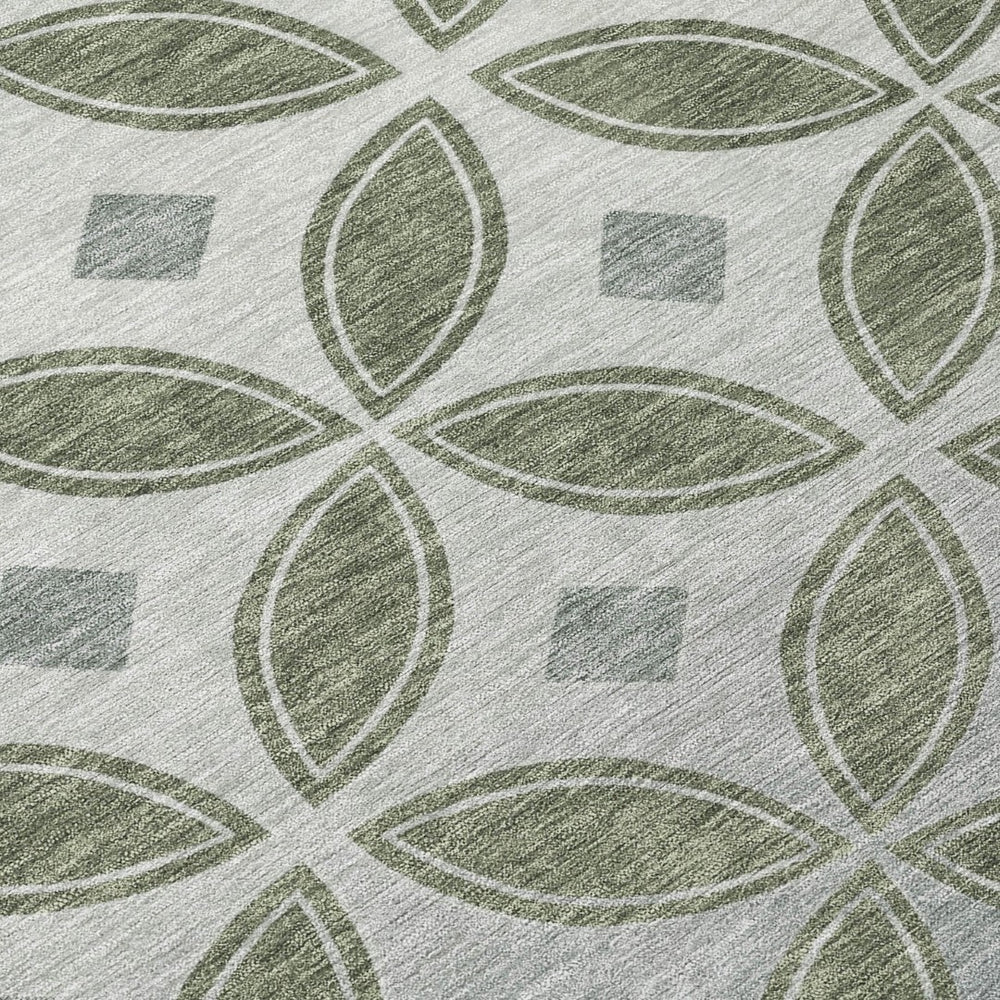 HomeRoots 8' X 10' Artichoke Green & Ivory Geometric Washable Rug - Durable, Stylish for Indoor & Outdoor Use 691437