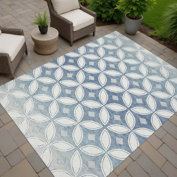 HomeRoots 5' X 8' Ivory and Blue Geometric Rug - Stylish, Washable, Durable Indoor/Outdoor Area Essential! 691459