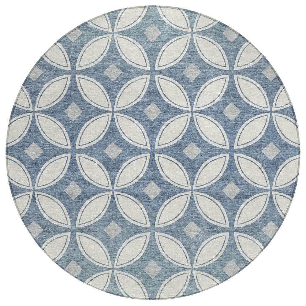 HomeRoots 8' Ivory and Blue Geometric Round Rug - Stylish, Washable Design for Indoors & Outdoors, Durable! 691460