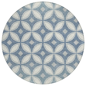 HomeRoots 8' Ivory and Blue Geometric Round Rug - Stylish, Washable Design for Indoors & Outdoors, Durable! 691460