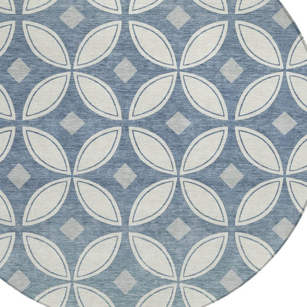 HomeRoots 8' Ivory and Blue Geometric Round Rug - Stylish, Washable Design for Indoors & Outdoors, Durable! 691460
