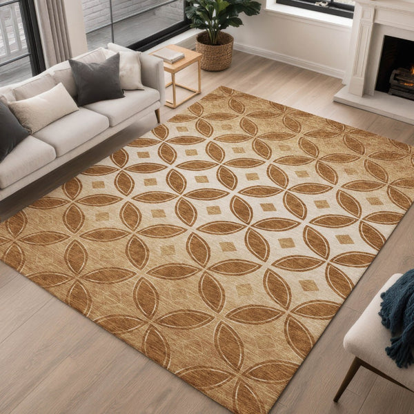HomeRoots 5' Geometric Washable Area Rug in Rust and Beige - Durable Indoor/Outdoor Accent for Any Space 691465