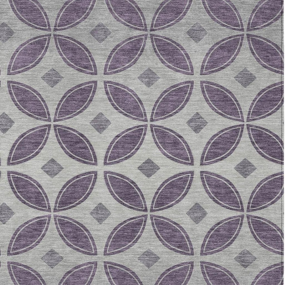 HomeRoots 5' Stylish Plum and Ivory Geometric Area Rug – Washable, Durable, Indoor/Outdoor Comfort & Design 691471