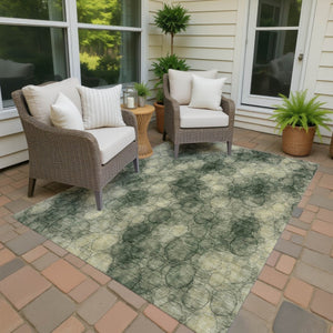 HomeRoots 5' Indoor Outdoor Area Rug in Artichoke Green & Wheat - Modern Abstract Design, Washable & Durable 691483