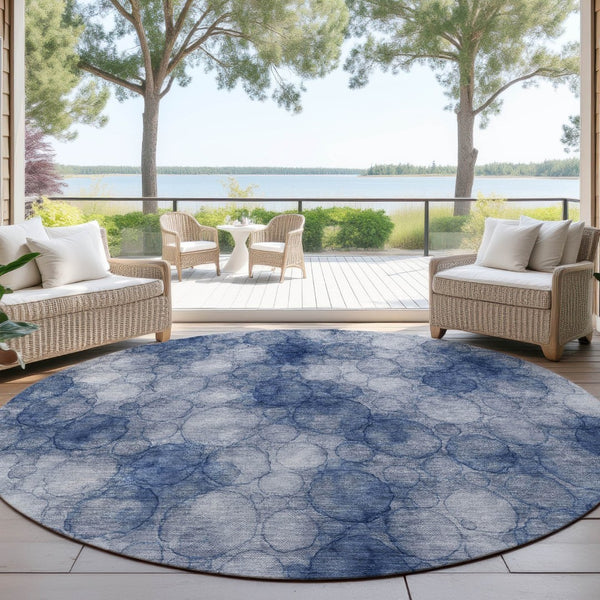HomeRoots 8' Navy Blue & Ivory Geometric Round Area Rug – Stylish, Washable, Indoor/Outdoor, Durable & Versatile 691496