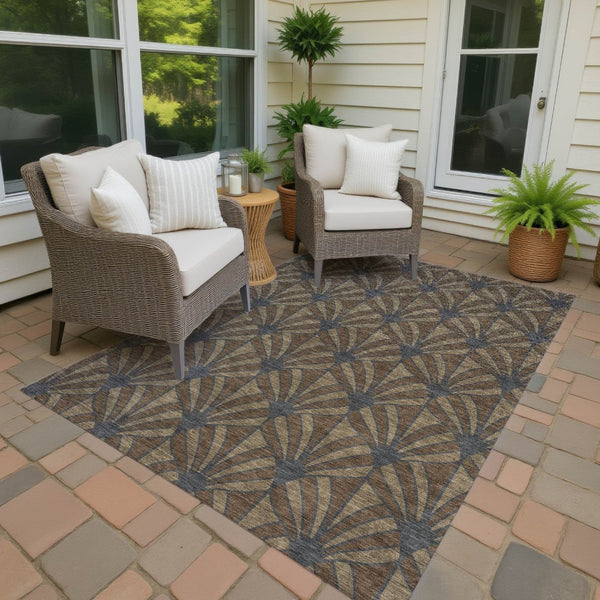 HomeRoots 5' Washable Indoor Outdoor Area Rug in Chocolate Gray & Beige with Seashell Design – Durable & Easy-Care 691525