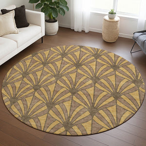 HomeRoots 8' Gold and Brown Round Seashell Area Rug - Stylish, Washable & Durable for Indoor/Outdoor Use 691532