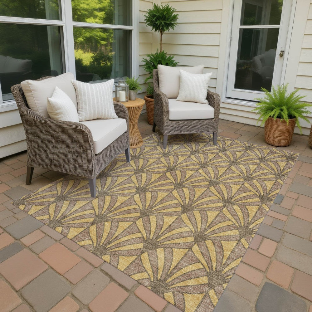 HomeRoots 9' X 12' Gold and Brown Seashell Rug - Washable, Stain-Resistant, Indoor/Outdoor Coastal Charm Rug 691534