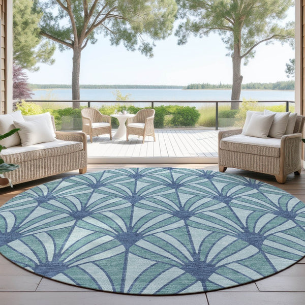 HomeRoots 8' Teal Blue & Navy Round Seashell Rug - Stylish, Washable Indoor/Outdoor Area Rug for High Traffic Areas 691574