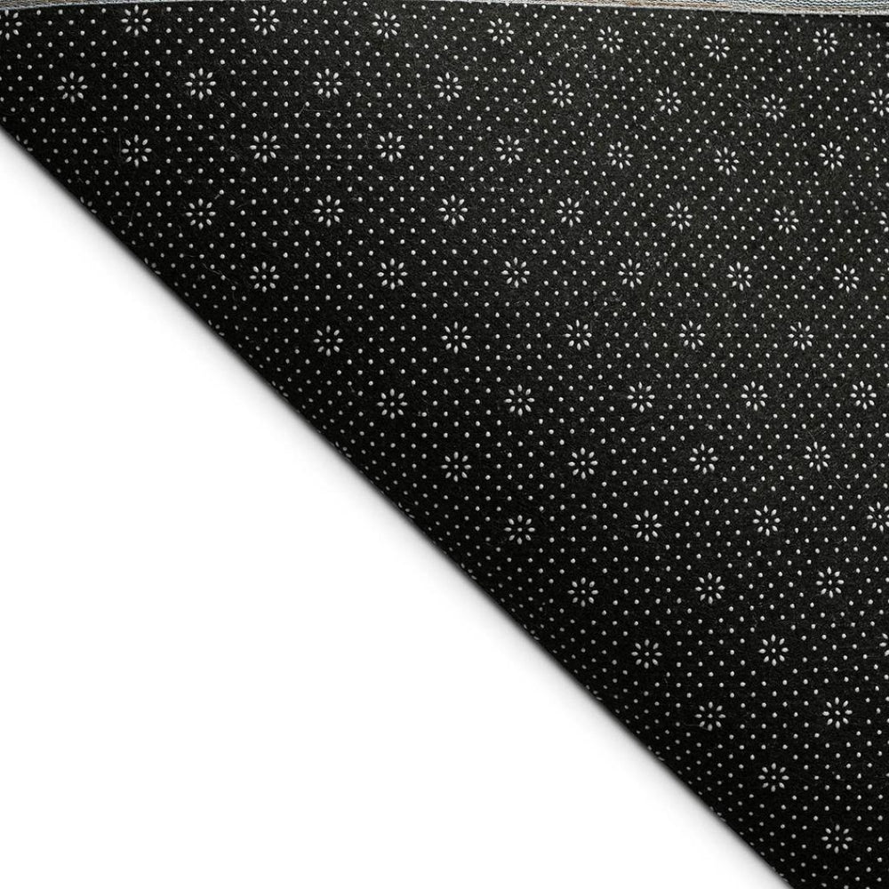 HomeRoots 5' Striped Indoor Outdoor Area Rug in Moss Green, Wheat & Black - Durable, Washable & Versatile! 691585