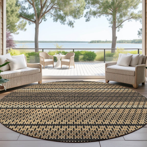 HomeRoots 8' Striped Gold Beige and Copper Round Area Rug - Washable, Stain-Resistant for Indoor & Outdoor Use 691592