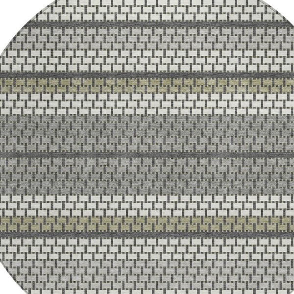 HomeRoots 8' Round Striped Area Rug in Gray, Silver & Ivory - Stylish, Washable, Indoor/Outdoor Durability! 691598