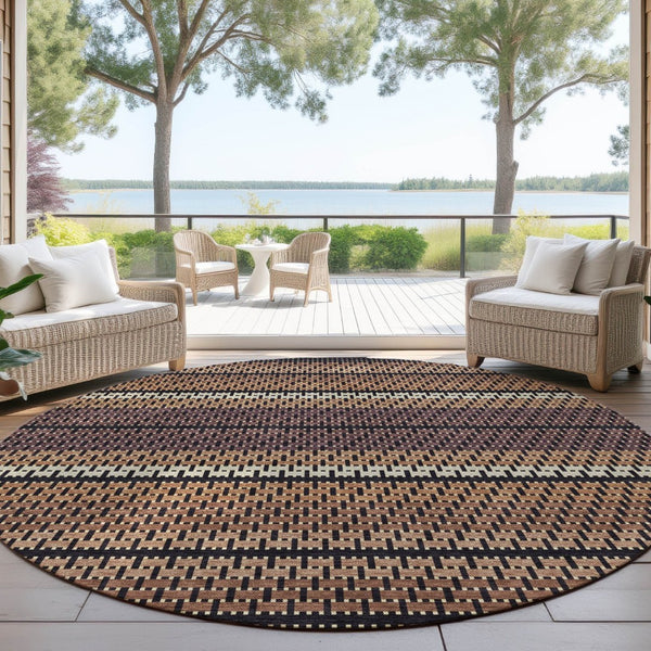 HomeRoots 8' Round Washable Indoor Outdoor Area Rug in Rust, Beige & Black - Stylish, Durable & Versatile! 691610