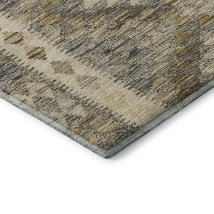 HomeRoots 8' X 8' Beige Gray Ivory Round Washable Rug with UV Protection - Durable & Stylish for Modern Homes 691815